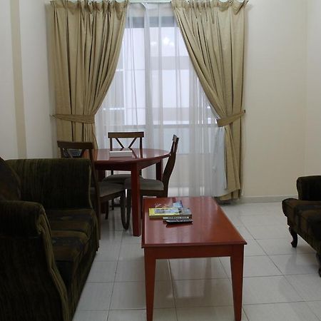 Emirates Palace Hotel Suites Sharjah Exterior foto